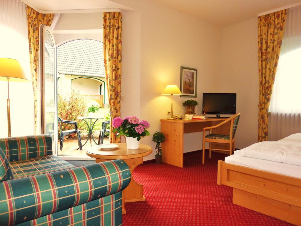 Landhaus Mueritzgarten Hotel Garni Röbel 部屋 写真