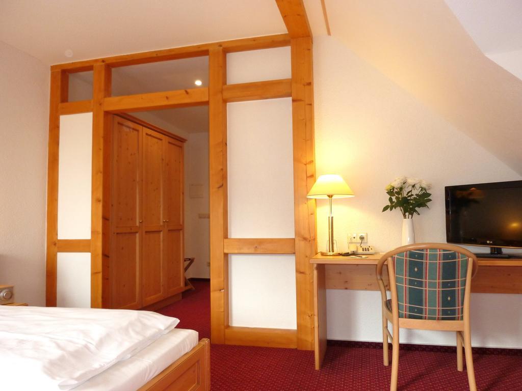 Landhaus Mueritzgarten Hotel Garni Röbel 部屋 写真